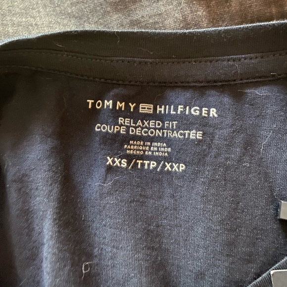 shirt - Picture 3 of 3